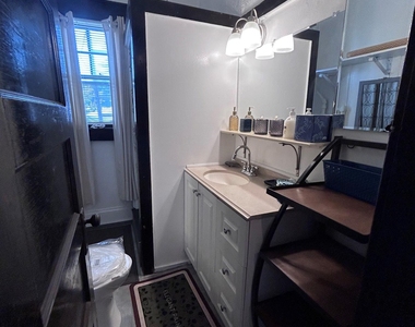298 Highland Avenue - Photo Thumbnail 15