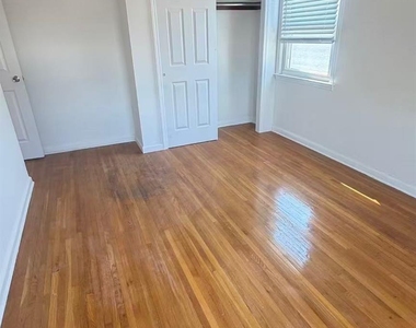 4756 196th Street - Photo Thumbnail 3