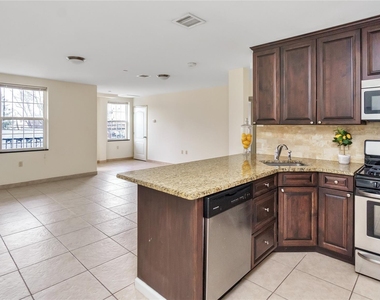 200 Carney Street - Photo Thumbnail 6