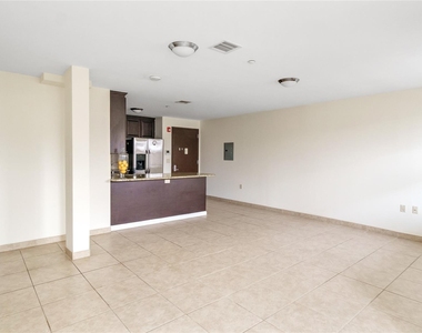 200 Carney Street - Photo Thumbnail 9