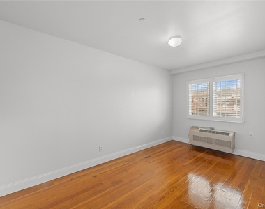 69-07 43 Avenue - Photo Thumbnail 8