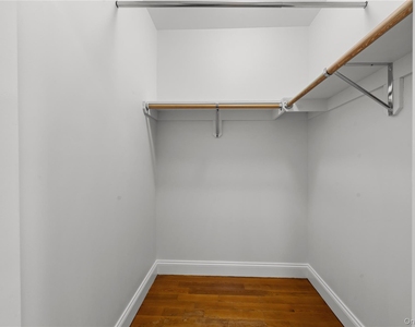 69-07 43 Avenue - Photo Thumbnail 5