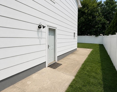 272 Davenport - Photo Thumbnail 1