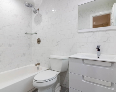 8431 Beverly Road - Photo Thumbnail 14