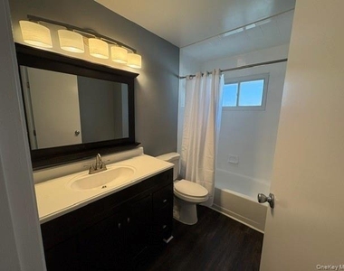 266 Central Park Road - Photo Thumbnail 15