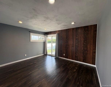 266 Central Park Road - Photo Thumbnail 9