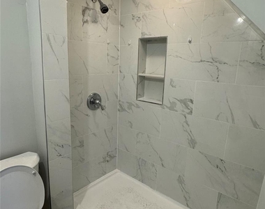19 Chestnut Street - Photo Thumbnail 2
