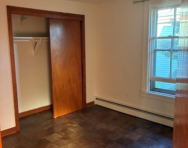 28 Rose Street - Photo Thumbnail 5