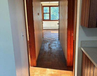 28 Rose Street - Photo Thumbnail 3