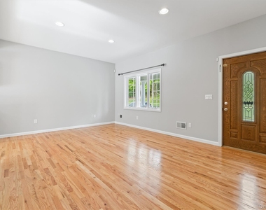 436 Jessup Road - Photo Thumbnail 3