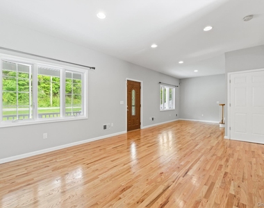 436 Jessup Road - Photo Thumbnail 8