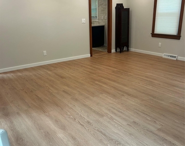66 Magnolia Drive - Photo Thumbnail 2