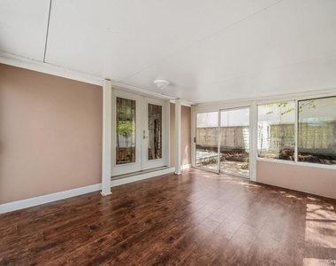 93 Maple Road - Photo Thumbnail 26