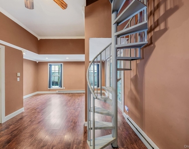 93 Maple Road - Photo Thumbnail 16