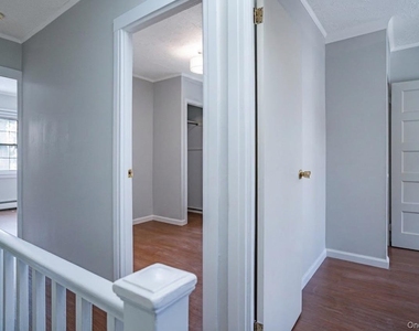 4317 249th Street - Photo Thumbnail 12