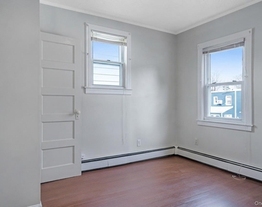 4317 249th Street - Photo Thumbnail 13