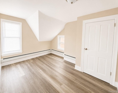167 Liberty Street - Photo Thumbnail 11