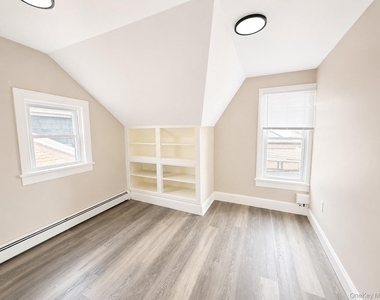 167 Liberty Street - Photo Thumbnail 8
