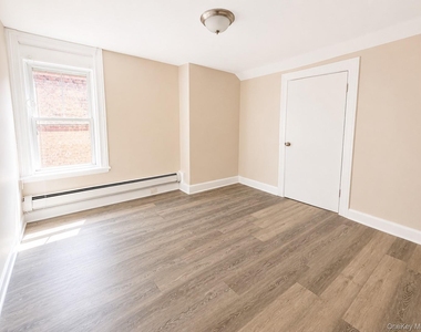 167 Liberty Street - Photo Thumbnail 10