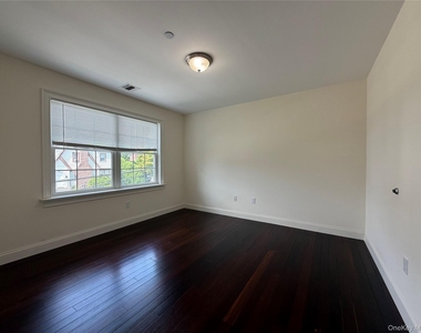 78 Fremont Street - Photo Thumbnail 12