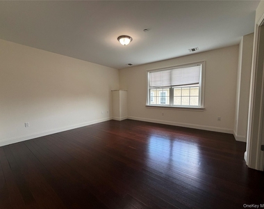 78 Fremont Street - Photo Thumbnail 16