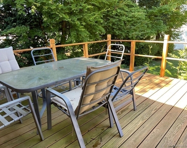 2 Stuart Drive - Photo Thumbnail 19