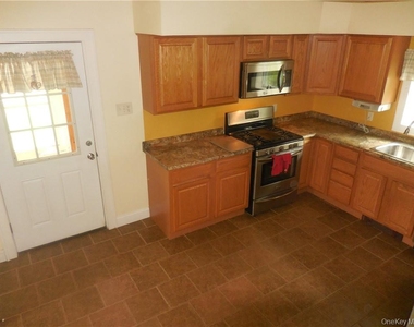 43 S Ohioville Road - Photo Thumbnail 12