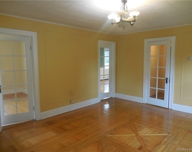 43 S Ohioville Road - Photo Thumbnail 5