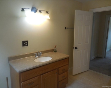 43 S Ohioville Road - Photo Thumbnail 21