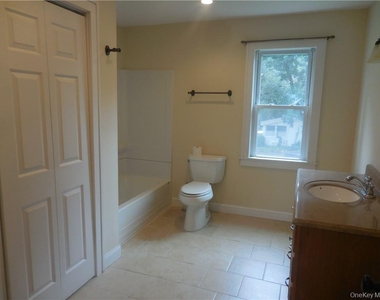 43 S Ohioville Road - Photo Thumbnail 20