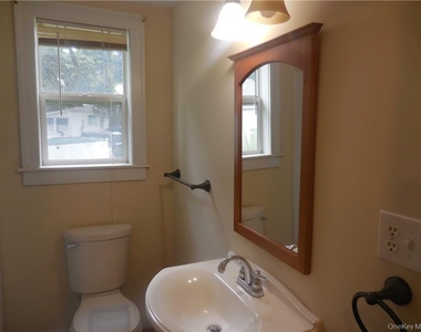 43 S Ohioville Road - Photo Thumbnail 7