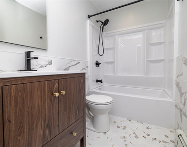 580 E. Pine Street - Photo Thumbnail 18