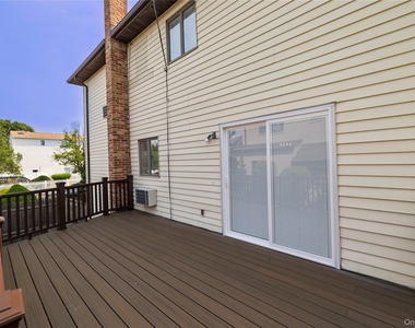 580 E. Pine Street - Photo Thumbnail 22
