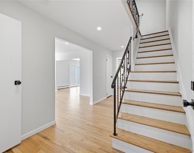 580 E. Pine Street - Photo Thumbnail 13
