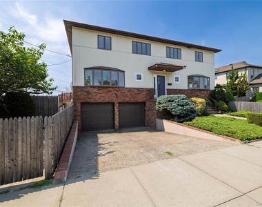 580 E. Pine Street - Photo Thumbnail 1