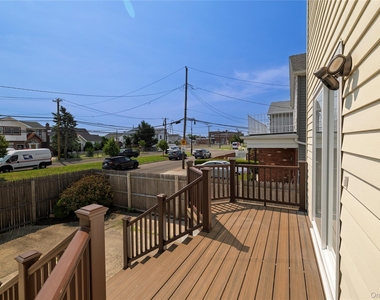580 E. Pine Street - Photo Thumbnail 24
