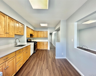 2730 Francis Lewis Boulevard - Photo Thumbnail 4