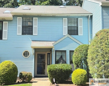 3606 Cricket Circle - Photo Thumbnail 21