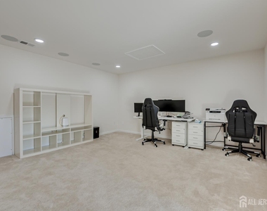 14 Hyacinth Lane - Photo Thumbnail 33
