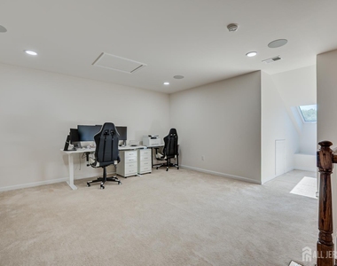 14 Hyacinth Lane - Photo Thumbnail 35