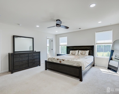 14 Hyacinth Lane - Photo Thumbnail 19