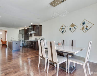 14 Hyacinth Lane - Photo Thumbnail 14