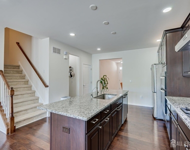 14 Hyacinth Lane - Photo Thumbnail 9