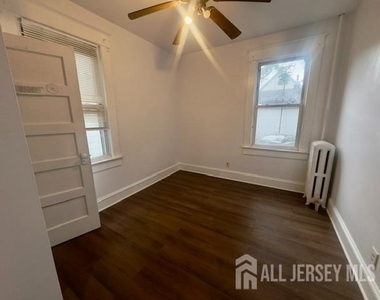 50 Harvey Street - Photo Thumbnail 7