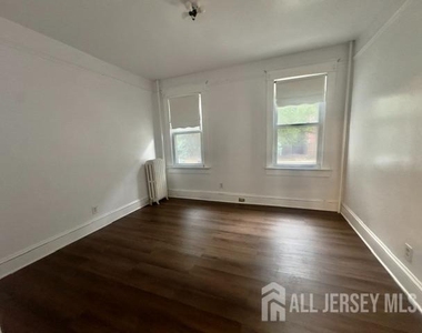 50 Harvey Street - Photo Thumbnail 2