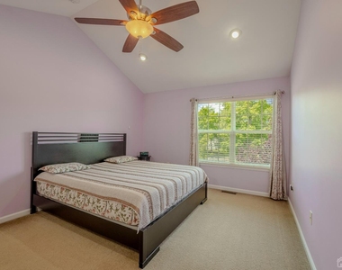 2474 N Canterbury Lane - Photo Thumbnail 29