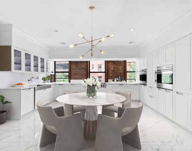 108 W 73rd Street - Photo Thumbnail 2
