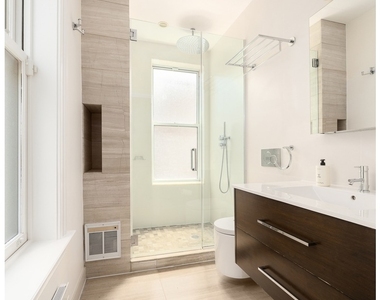 582 2nd Street - Photo Thumbnail 7