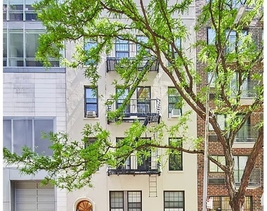 155 E 85th Street - Photo Thumbnail 4