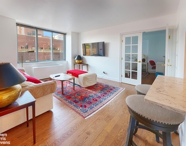 420 E 58th Street - Photo Thumbnail 1